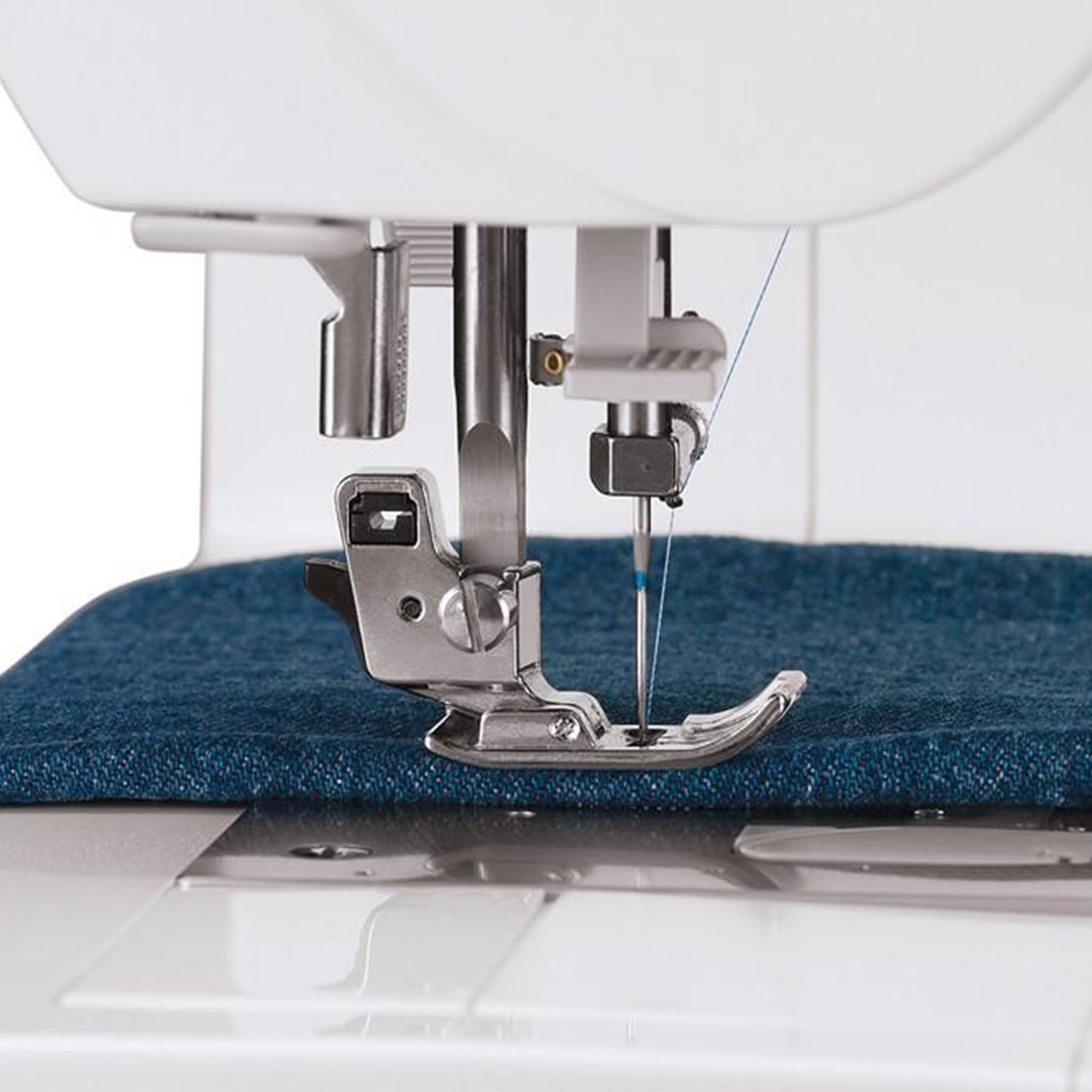 SINGER Quantum Stylist 9985 Sewing Machine