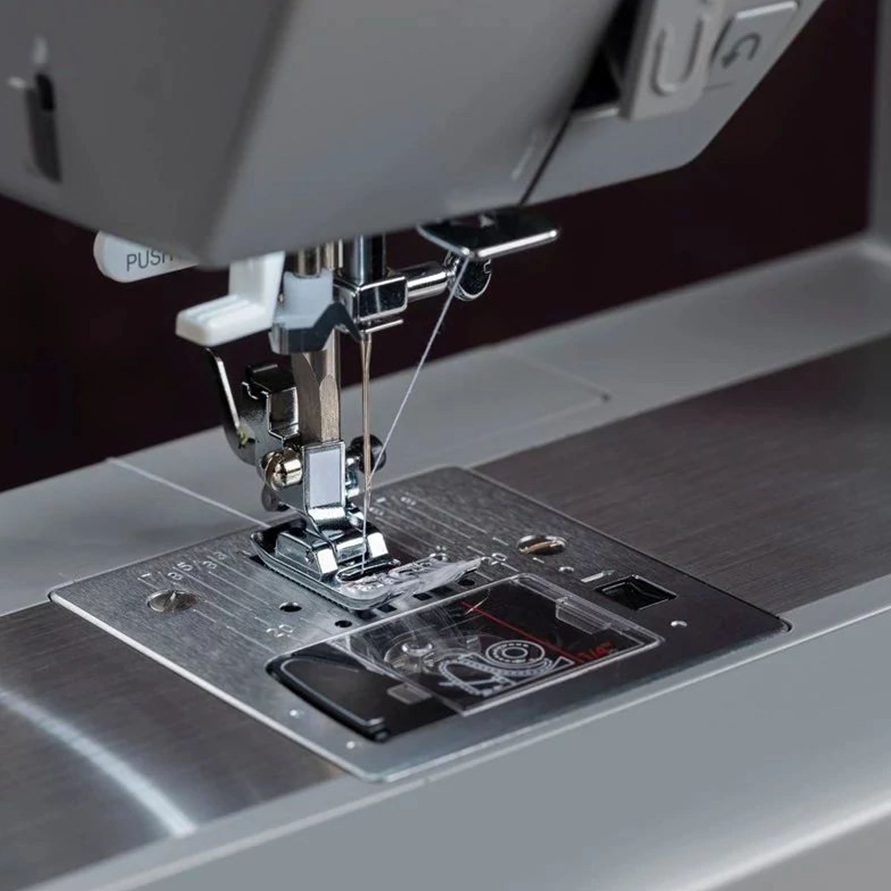 SINGER Heavy Duty 6600C Sewing Machine