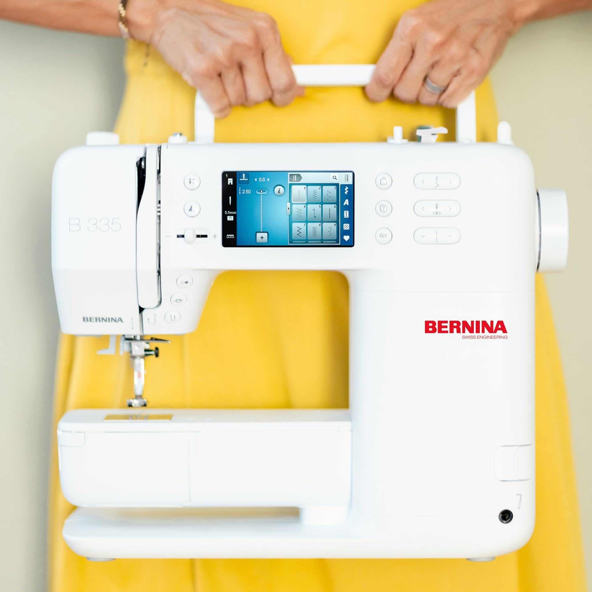 BERNINA 335 Sewing Machine (Gen 2)