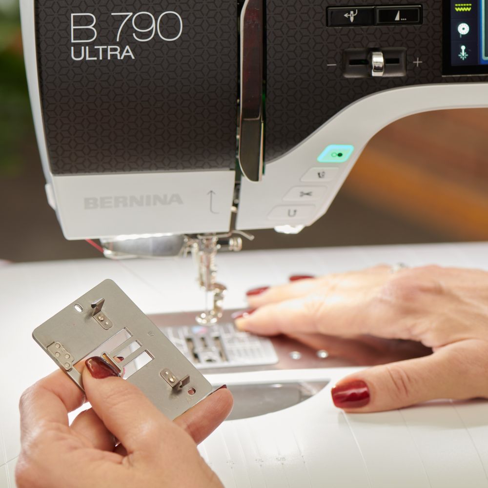 BERNINA 790 ULTRA Sewing and Embroidery Machine