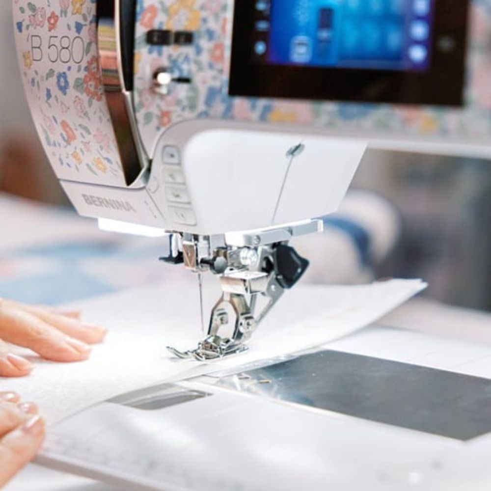 BERNINA 580 E Liberty Edition Sewing and Embroidery Machine