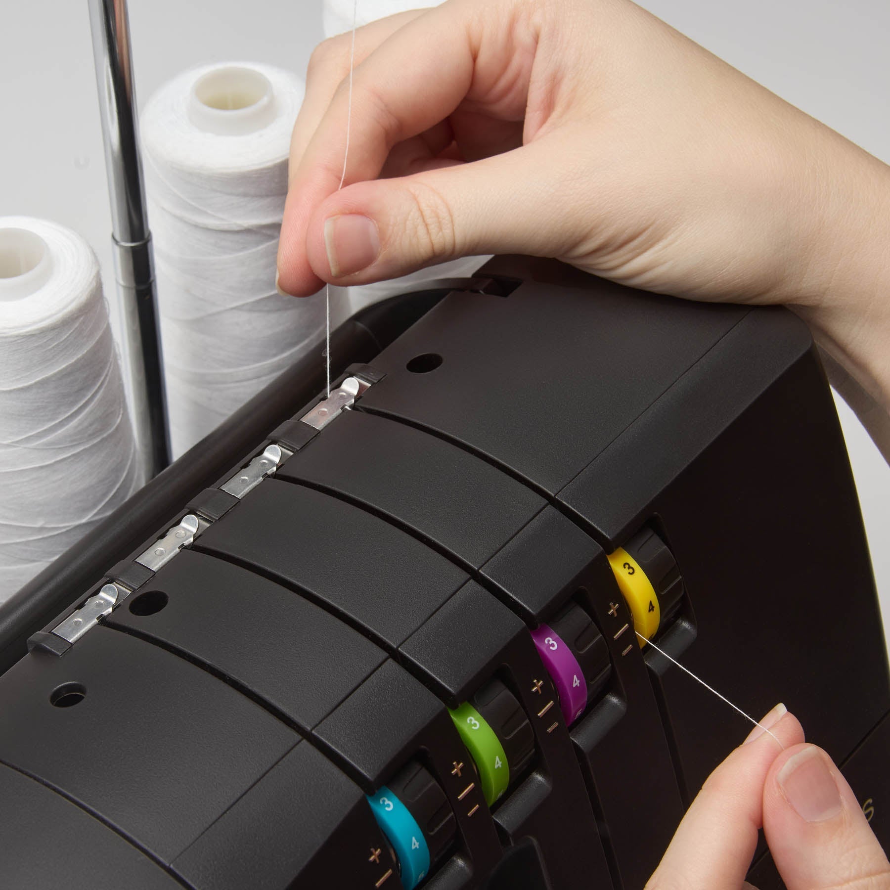 SINGER HD0500S Classic Black Serger
