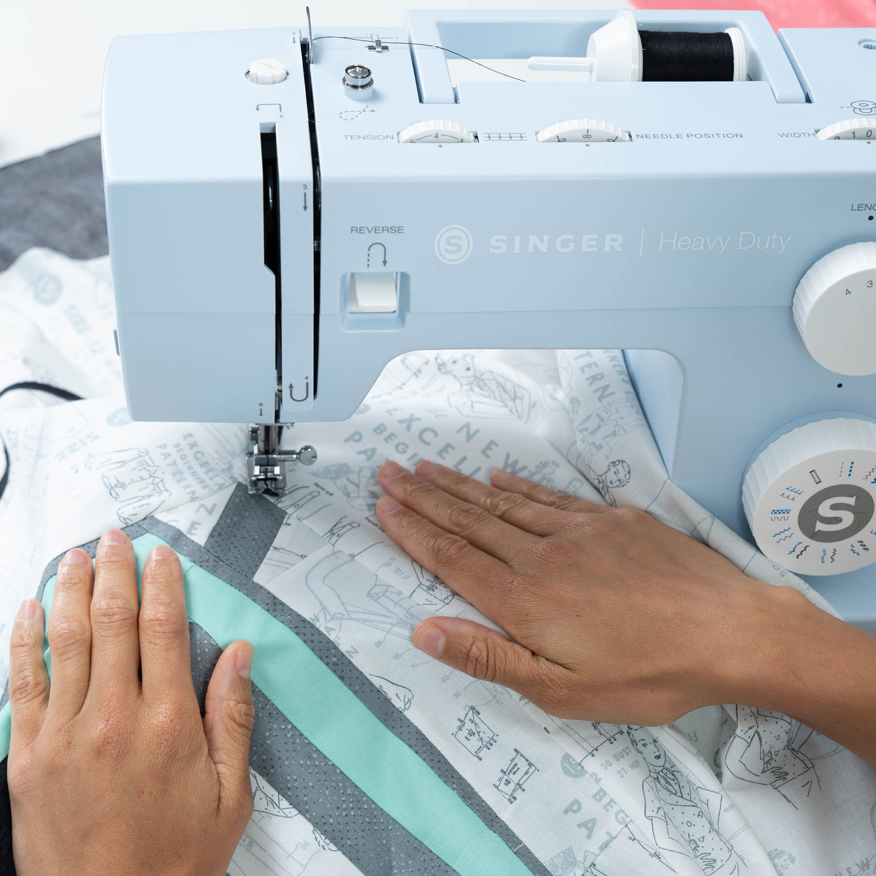 SINGER Heavy Duty 4423 Meltwater Blue Sewing Machine