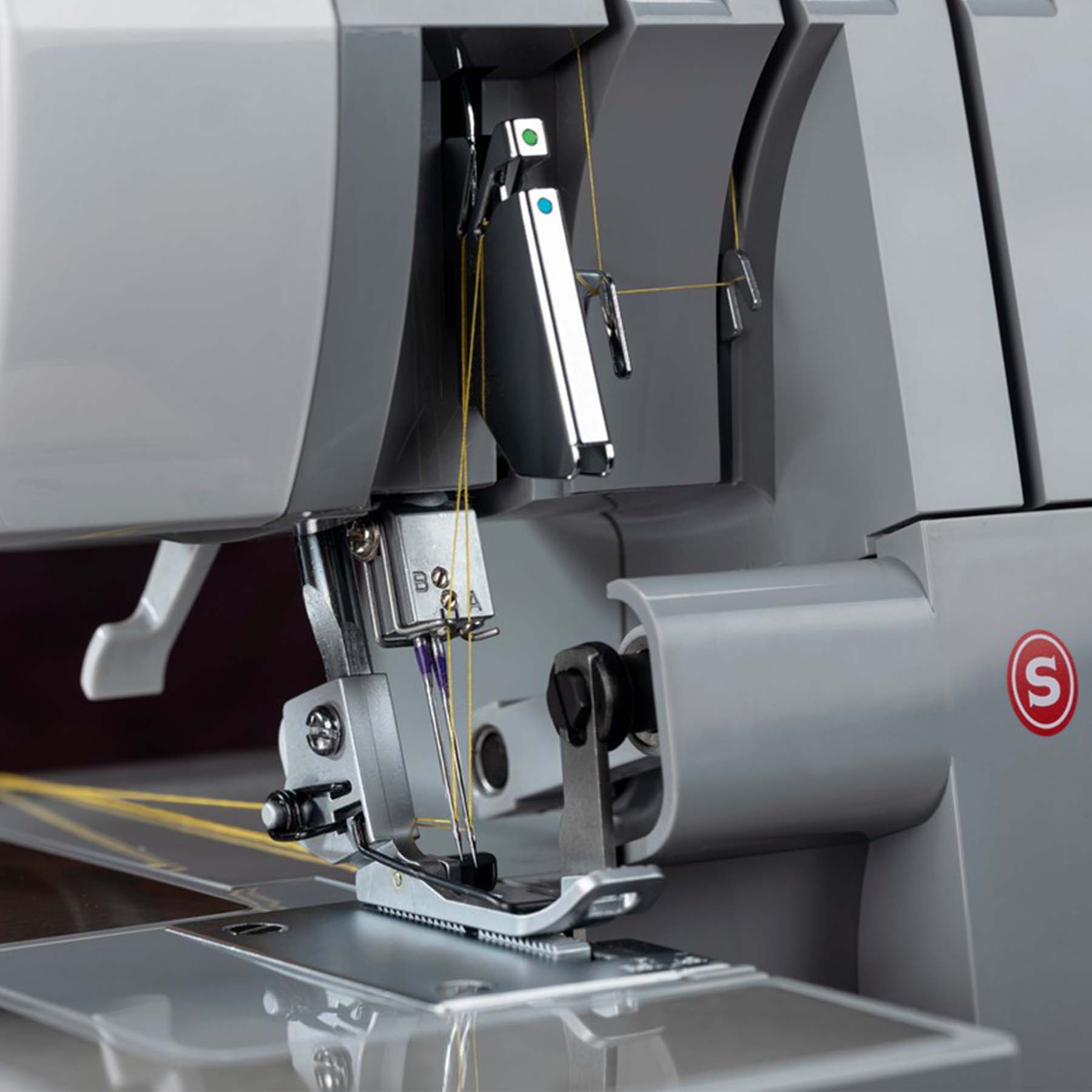 SINGER HD0400S Heavy Duty Serger