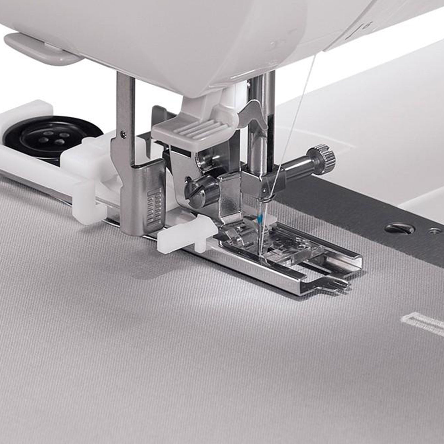SINGER Quantum Stylist 9985 Sewing Machine