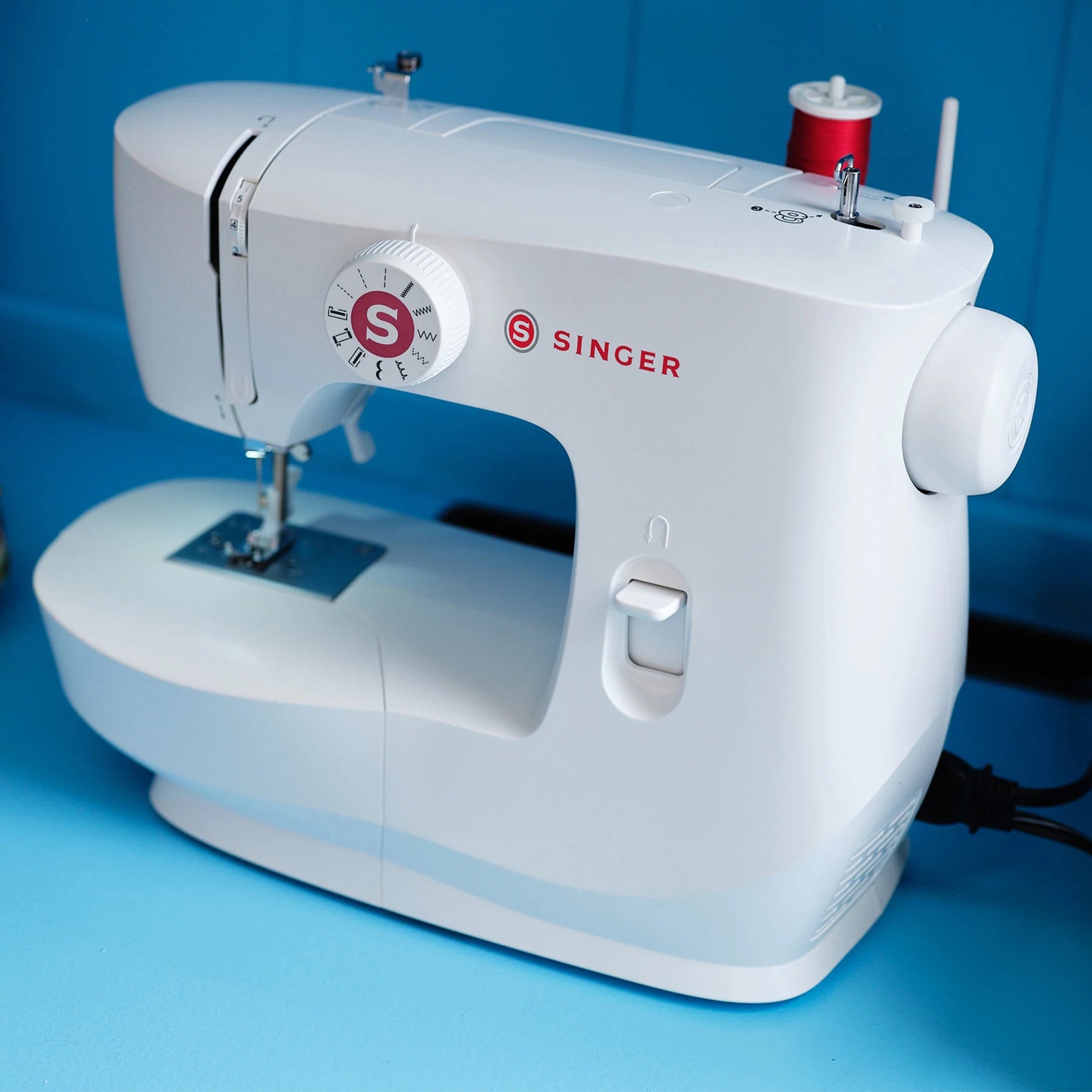 SINGER MX60 Sewing Machine